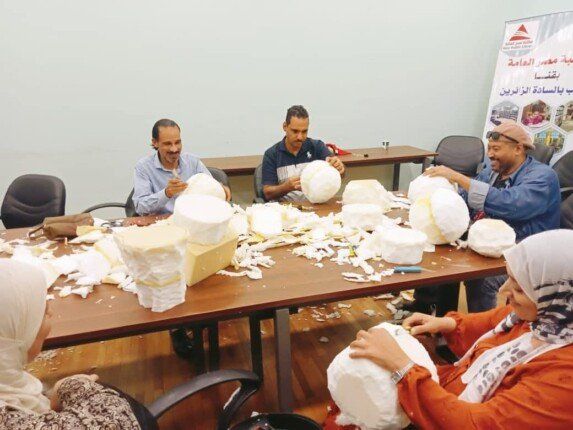 ورش فنية تُحيي ذاكرة الجنوب في مهرجان قنا للفنون والحرف التراثية ورش فنية تُحيي ذاكرة الجنوب في مهرجان قنا للفنون والحرف التراثية