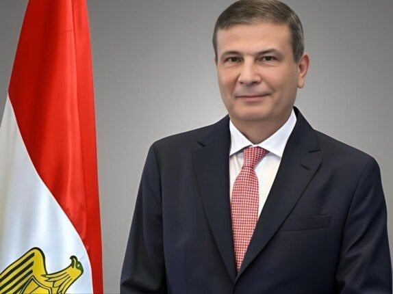 وزير الزراعة عن واقعة التلاعب بالأسمدة: «لا تهاون مع المتورطين» وزير الزراعة عن واقعة التلاعب بالأسمدة: «لا تهاون مع المتورطين»