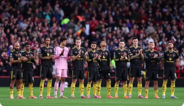 مانشستر يونايتد يهيمن على جوائز الدوري الإنجليزي لشهر أكتوبر مانشستر يونايتد يهيمن على جوائز الدوري الإنجليزي لشهر أكتوبر