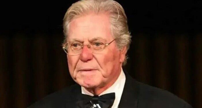 حسين فهمي: تعاون واسع بين مهرجان القاهرة السينمائي ومؤسسات صينية كبرى.. فيديو حسين فهمي: تعاون واسع بين مهرجان القاهرة السينمائي ومؤسسات صينية كبرى.. فيديو