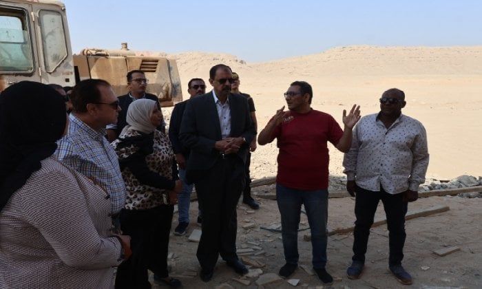 محافظ سوهاج يتفقد أعمال إنشاء أول بوابة للمدخل الغربي للمحافظة محافظ سوهاج يتفقد أعمال إنشاء أول بوابة للمدخل الغربي للمحافظة