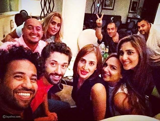 بعد تأكيد انفصالهما.. من هي زوجة الفنان كريم محمود عبد العزيز؟