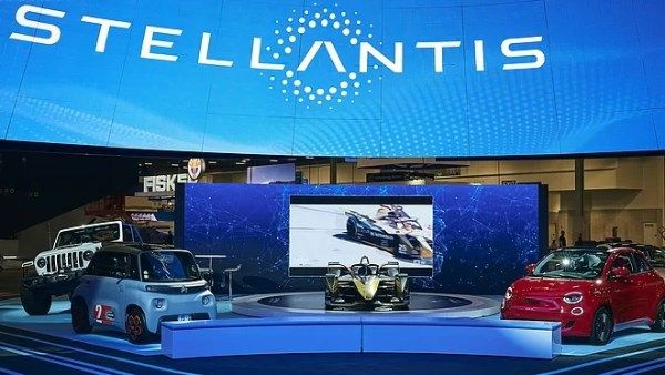 تاريخ مجموعة ستيلانتس لصناعة السيارات