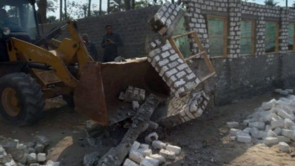 حملات لرفع التعديات على الأراضي الزراعية وأملاك الدولة والإشغالات بالشرقية