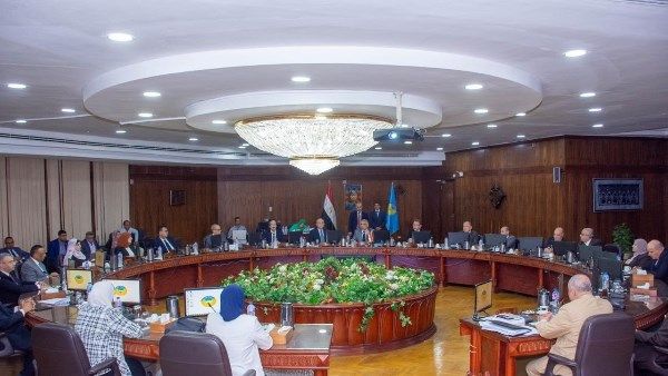 ترقية 14 عضواً بهيئة التدريس وتعيين 22 مدرسا بجامعة طنطا