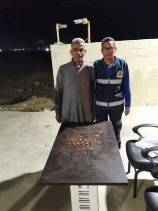 مسعف وسائق بالمنيا يعيدان مشغولات ذهبية بـ 750 ألف جنيه إلى أسرة طبيب بعد حادث مروع