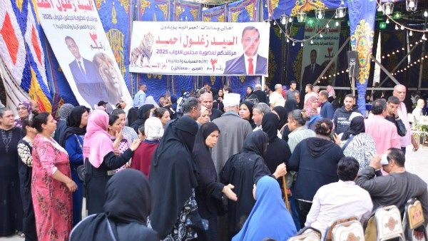 المئات يدلون بأصواتهم في انتخابات مجلس النواب بدائرة العمرانية والطالبية