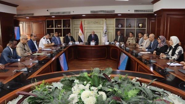 محافظ بني سويف يتابع أعمال بدء التصويت في اليوم الثاني لانتخابات النواب 2025