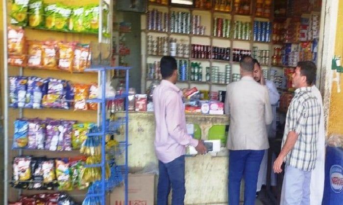 «تموين أسوان» تضبط 31 مخالفة وتصادر 110 عبوة غذائية منتهية الصلاحية «تموين أسوان» تضبط 31 مخالفة وتصادر 110 عبوة غذائية منتهية الصلاحية