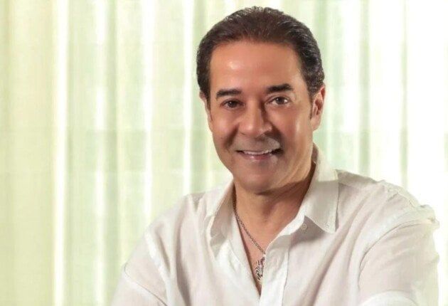 «دلوقتي على يوتيوب».. مدحت صالح يروج لأغنيته «بشوف نفسي فيك» «دلوقتي على يوتيوب».. مدحت صالح يروج لأغنيته «بشوف نفسي فيك»