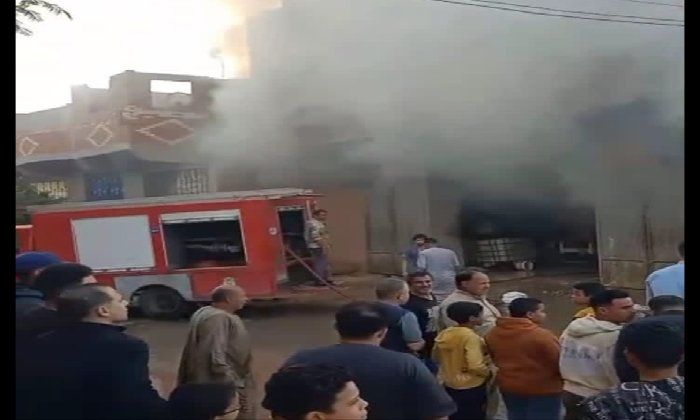 إصابة 3 أشخاص في حريق مصنع بأجهور في القليوبية إصابة 3 أشخاص في حريق مصنع بأجهور في القليوبية