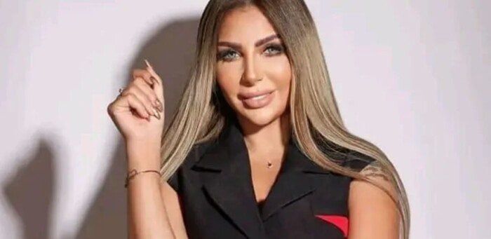 وسط انتشار أمني.. بدء محاكمة سارة خليفة وأخرين في قضية «المخدرات الكبرى» وسط انتشار أمني.. بدء محاكمة سارة خليفة وأخرين في قضية «المخدرات الكبرى»