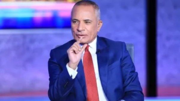 التأمين الصحي الشامل.. أحمد موسى: طفلة أجرت عملية في المخ دفعت 428 جنيه بدل 1.6 مليون جنيه - الفجر سبورت