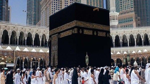 حكم الانشغال بالتصوير أثناء أداء مناسك الحج والعمرة.. الإفتاء تجيب - الفجر سبورت