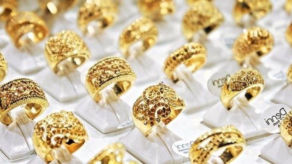 عيار 21 مفاجأة.. تراجع جديد في سعر الذهب اليوم السبت - الفجر سبورت