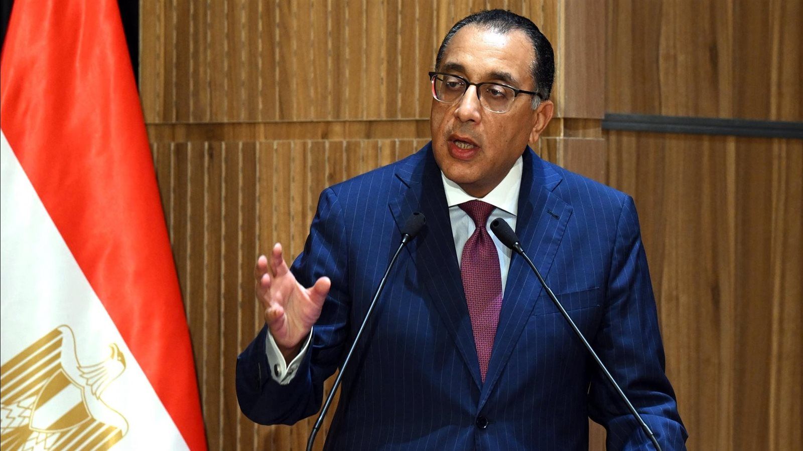 مدبولي يصل الأقصر لتفقد عدد من مشروعات المحافظة - الفجر سبورت