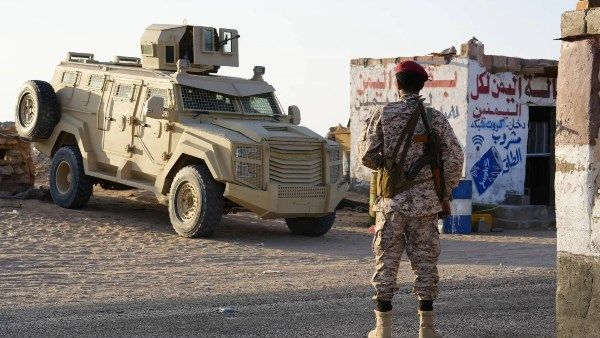 محافظ حضرموت اليمنية: سيطرنا على معسكر الأدواس شمالي المكلا - الفجر سبورت
