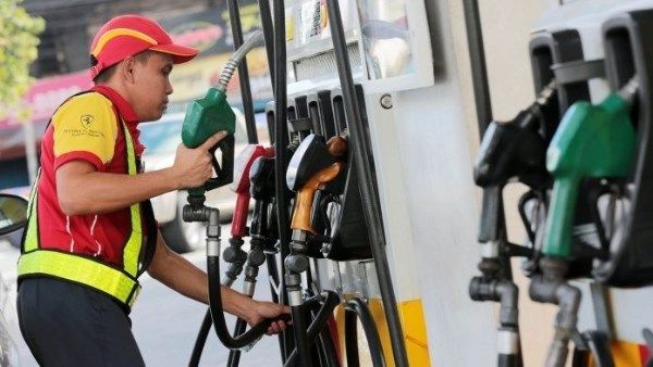 رسميًا.. سعر البنزين والسولار في مصر اليوم - الفجر سبورت