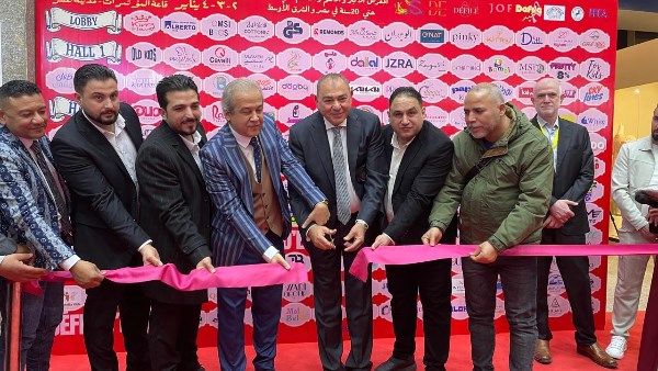 غرفة الصناعات النسيجية: انطلاق معرض ملابس الأطفال بمشاركة 200 مصنع - الفجر سبورت