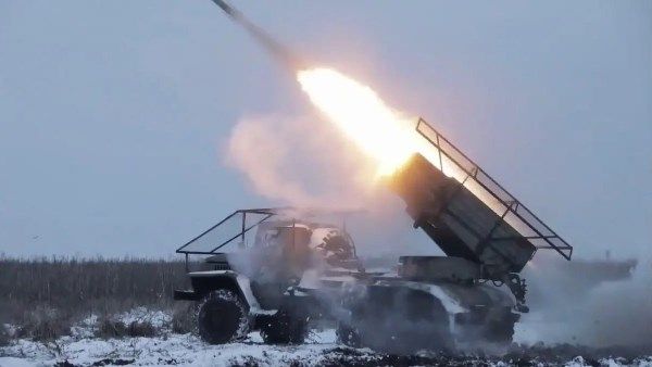 الدفاع الروسية تعلن إسقاط 22 مسيّرة أوكرانية ليلا - الفجر سبورت