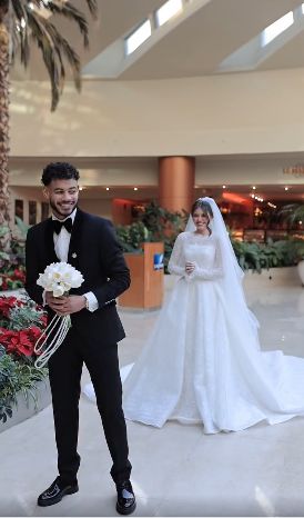 نبيل عماد دونجا يحتفل بزفافه فى حضور نجوم الكرة والأصدقاء.. صور - الفجر سبورت