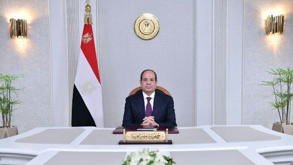 الرئيس السيسي يوفد مندوبا لتهنئة الأقباط الأدفنتست بعيد الميلاد - الفجر سبورت