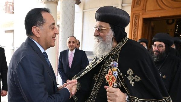 قداسة البابا تواضروس الثاني: نتمنى أن يكون العام الجديد سعيدًا على جميع المصريين ووطننا الغالي - الفجر سبورت