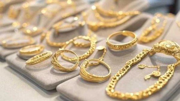 1000 جنيه| تراجع سعر الجنيه الذهب من أعلى قيمة.. وعيار 21 الآن مفاجأة - الفجر سبورت