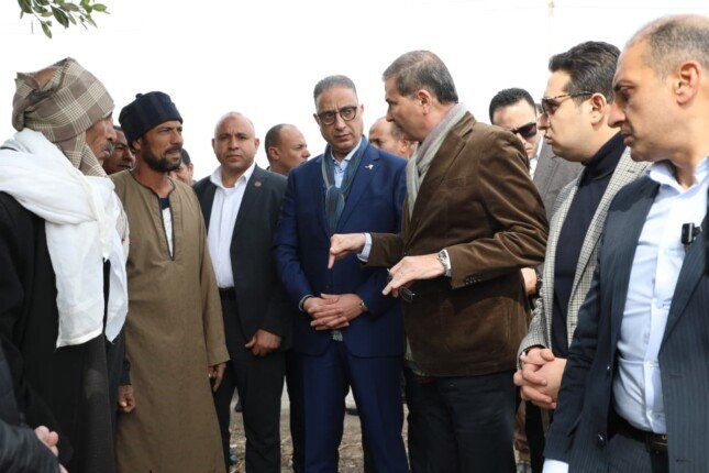 أبرز توجيهات وزير الزراعة خلال جولته بالفيوم.. «يحذر من التلاعب بالأسمدة المدعمة» - الفجر سبورت