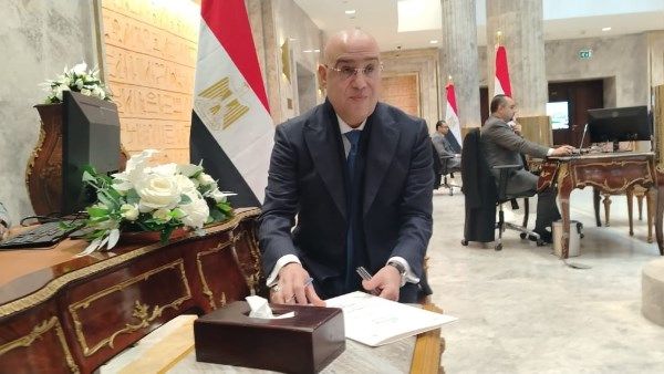 رئيس الجبهة الوطنية: ندخل البرلمان ببرنامج واقعي وخطط زمنية لدعم الدولة وتمثيل الشارع المصري - الفجر سبورت
