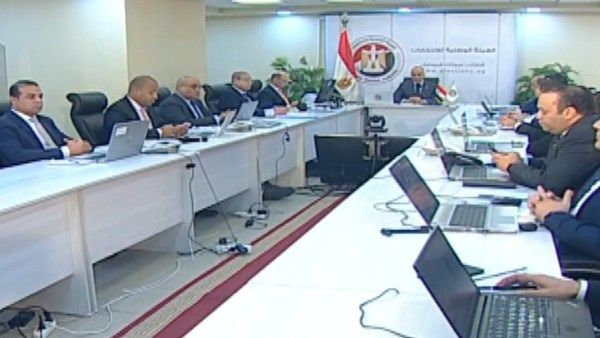 المستشار أحمد بنداري: 13 شكوى في انتخابات اليوم تعاملنا معها على الفور - الفجر سبورت