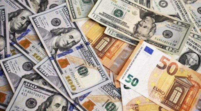 أول أيام تعاملات 2026.. انخفاض العملات العربية والأجنبية أمام الجنيه في البنك المركزي - الفجر سبورت