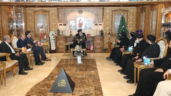 البابا تواضروس الثاني يستقبل وزير الثقافة بالكاتدرائية المرقسية لتهنئته بعيد الميلاد المجيد وبحث آفاق التعاون المشترك - الفجر سبورت