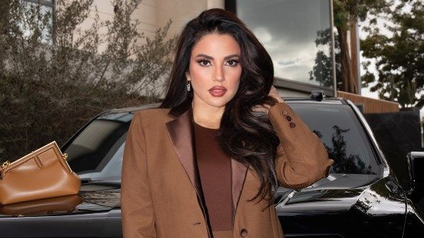 درة بإطلالة من ماركة Fendi بلغ سعرها قرب ربع مليون جنيه - الفجر سبورت