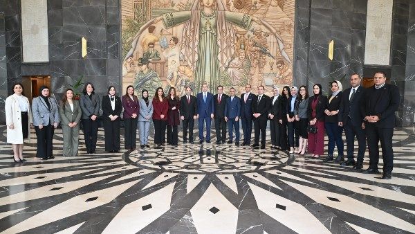 نواب التنسيقية الجدد يستلمون الراية من زملائهم القدامى في فصل تشريعي جديد لمجلس النواب - الفجر سبورت
