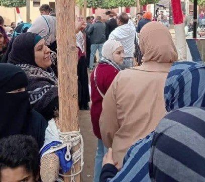 إقبال كثيف على لجان المنيا للتصويت في جولة الإعادة بالدوائر الـ27 الملغاة - الفجر سبورت