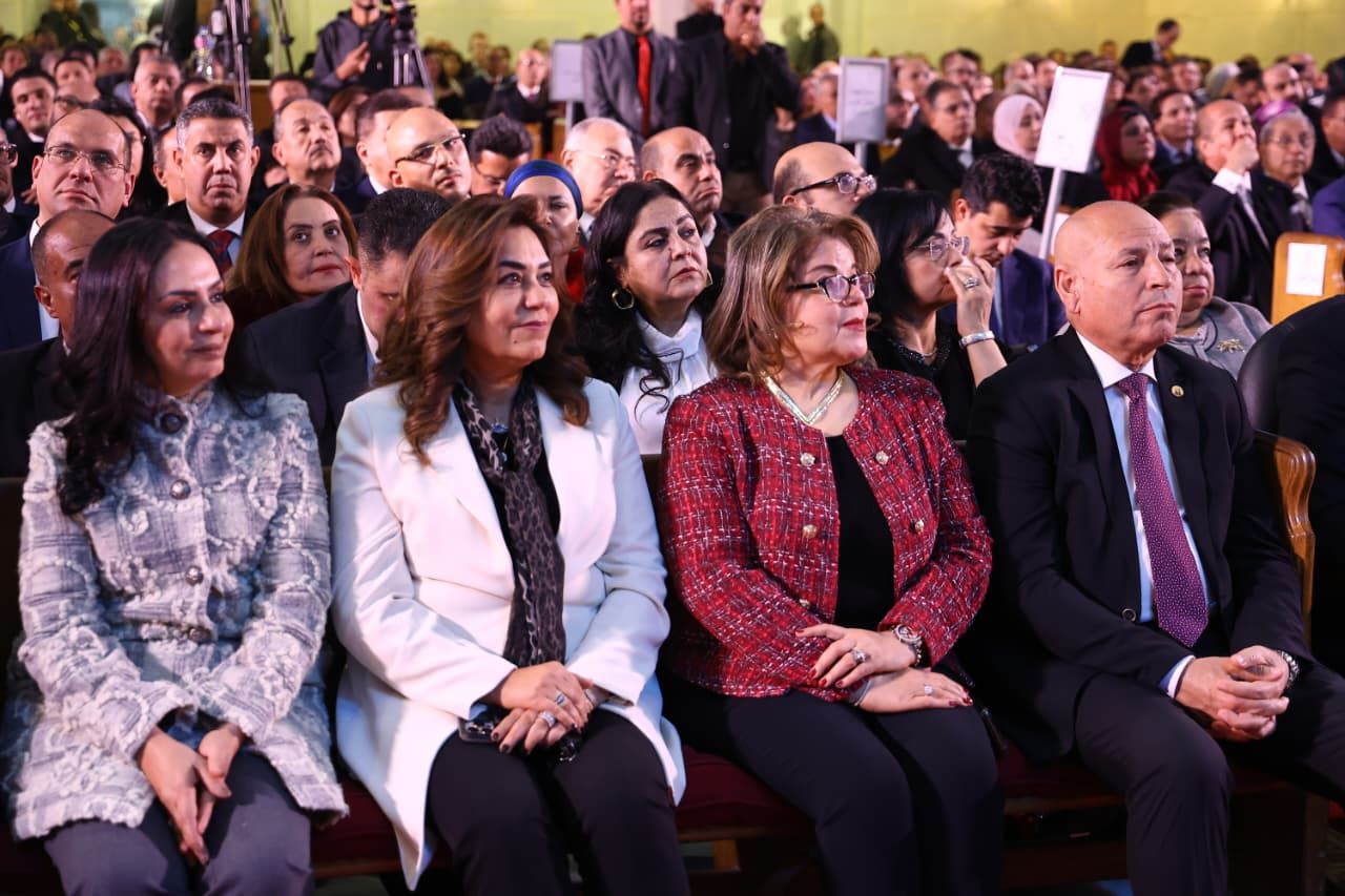 وزيرة التنمية المحلية تشارك في احتفالية الطائفة الإنجيلية بعيد الميلاد - الفجر سبورت