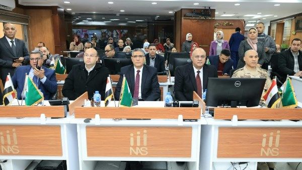 محافظ الجيزة يتابع انتظام العمل بلجان جولة إعادة انتخابات مجلس النواب في يومها الثاني - الفجر سبورت