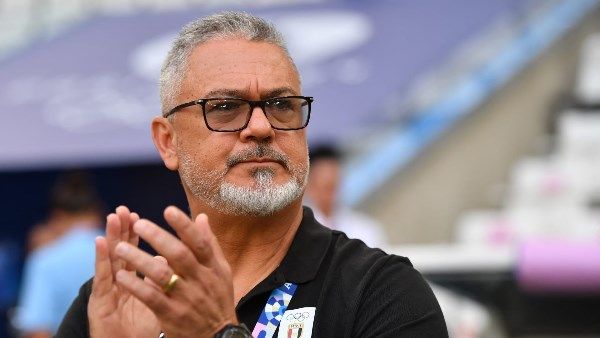 روجير ميكالي يكشف حقيقة مفاوضات الزمالك - الفجر سبورت