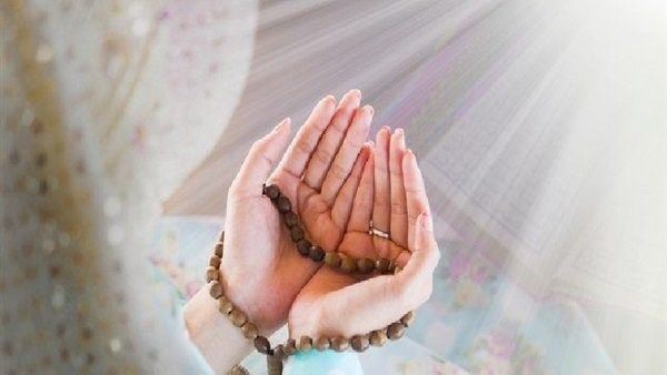 هل يجوز الدعاء بشيء وأنا أعلم أنه شر لي؟.. الإفتاء تجيب - الفجر سبورت