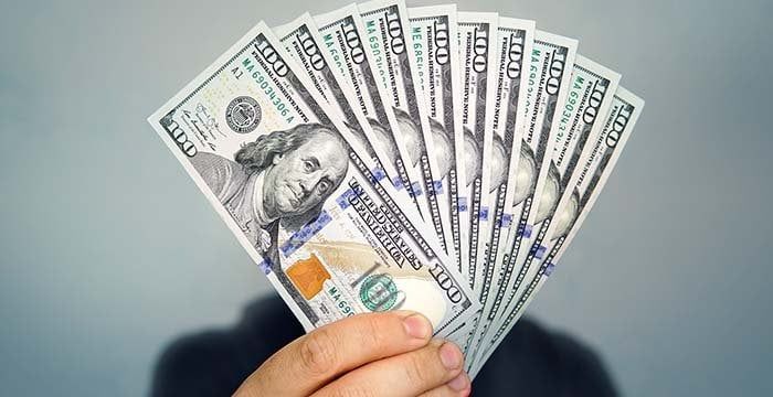 تراجع سعر الدولار مقابل الجنيه اليوم.. كم سجل في بنك مصر؟ - الفجر سبورت