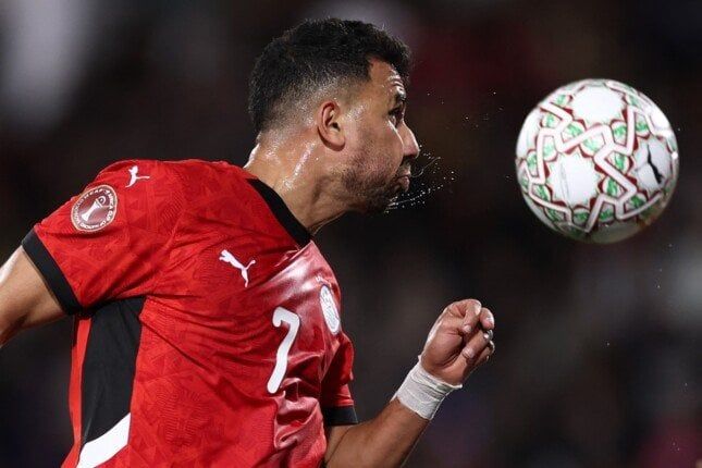 طبيب منتخب مصر يكشف طبيعة إصابة تريزيجيه أمام بنين - الفجر سبورت