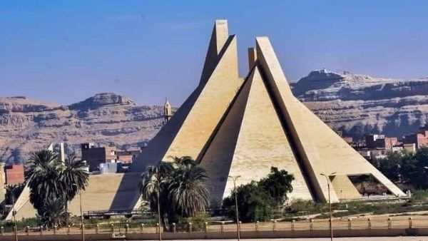 متحف أخناتون يحتفل بـ الكشري كأهم المأكولات الشعبية المصرية - الفجر سبورت