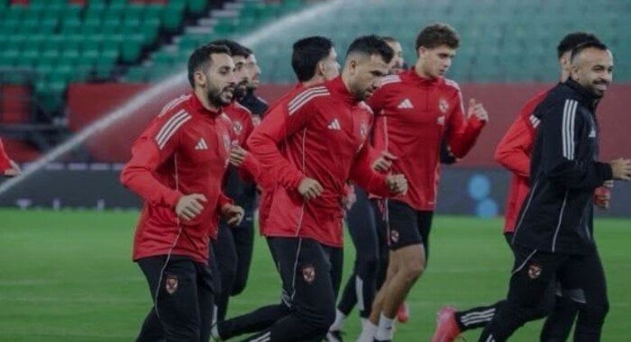 شوبير: لاعبو الأهلي يرفضون الصفقات التبادلية ويتمسكون بحقهم في تحديد مصيرهم - الفجر سبورت