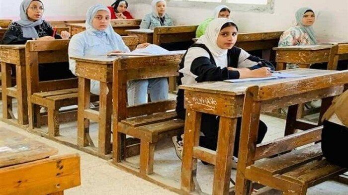 كل ما يخص العام الدراسي 2025 - 2026.. امتحانات الترم الأول وإجازة نصف العام - الفجر سبورت