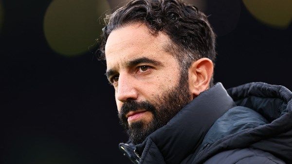 الصفقات تطيح بـ أموريم من تدريب مانشستر يونايتد.. صراع بين رؤية المدير الفني ومشروع النادي.. وأبرز الأسماء المرشحة لخلافته - الفجر سبورت