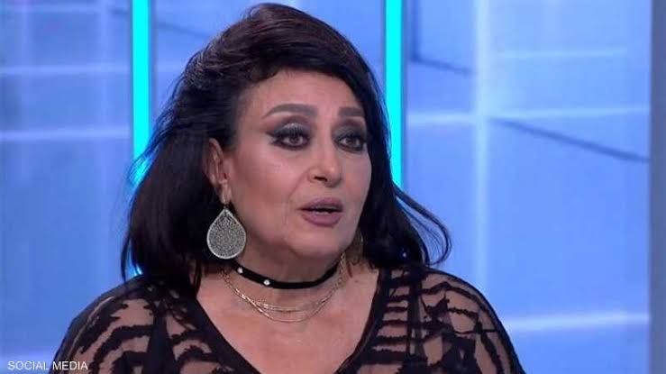 سهير المرشدي: اتربيت في جامع.. وتربية الدين الوسطي حببتني في الفن| فيديو - الفجر سبورت