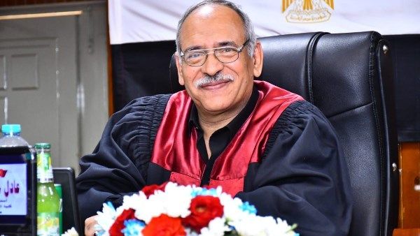 أ.د. عادل القليعي يكتب: كيف تتعايش الحرباء مع بيئتها...؟! - الفجر سبورت