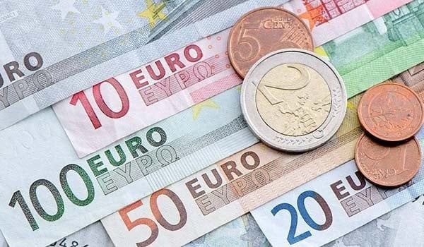 بختام التعاملات.. سعر اليورو مقابل الجنيه اليوم الاثنين 5 يناير 2026 - الفجر سبورت