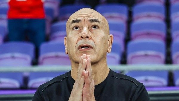 أول تعليق من حسام حسن بعد التأهل لربع نهائي أمم إفريقيا - الفجر سبورت